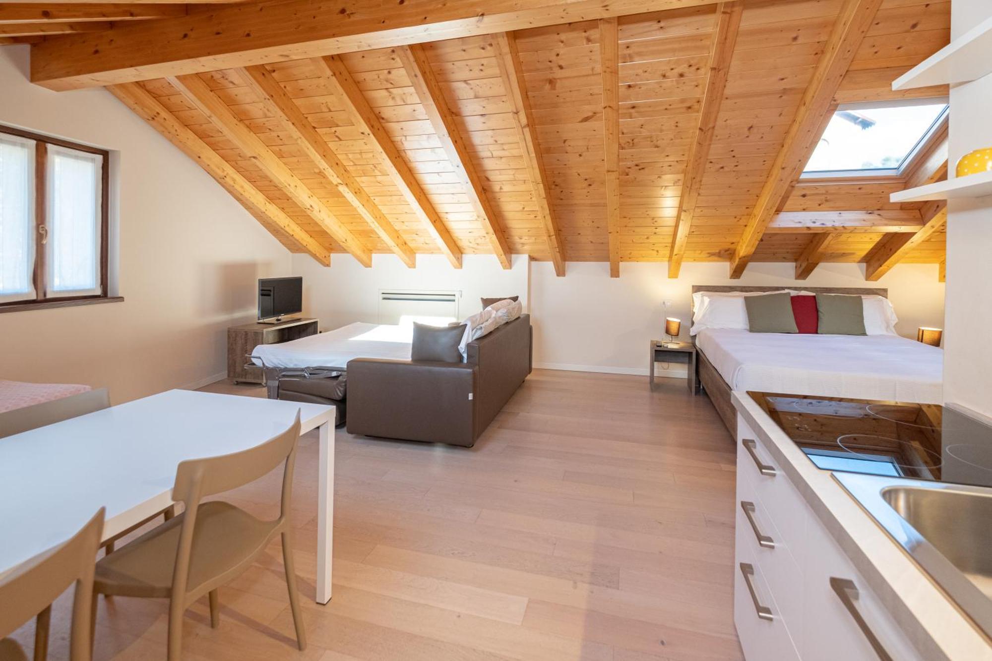 Bed and Breakfast Il Grifo Lenno Exterior foto