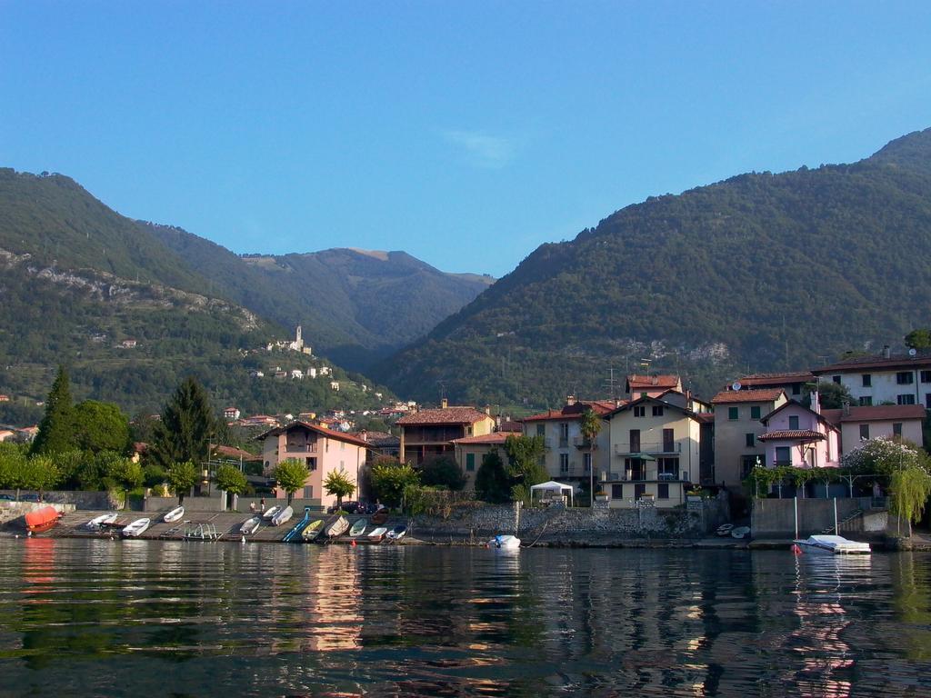Bed and Breakfast Il Grifo Lenno Exterior foto